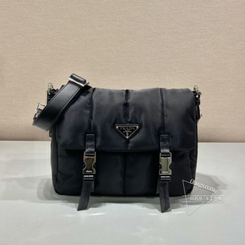 Prada普拉达 1BH618 中古邮差包 尼龙布、顶级五金、拆卸小牛皮肩带 一比一