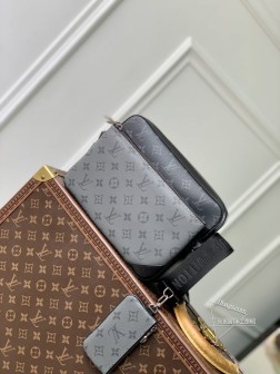 LV M69443 Trio 邮差包 Monogram Eclipse 帆布与反转材质