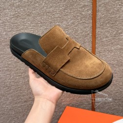 款式Style ：309 Go 穆勒鞋-男款颜色Colour：烟雨褐Brun Fume鞋面材料Upp 259