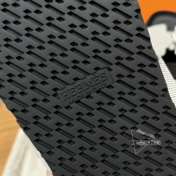 款式Style ：180 CHYPRE SANDAL 老舅鞋颜色Colour：黑拼布Ck89noir 266