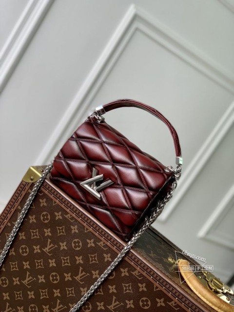 LV M12567 GO 14 小号手袋 酒红色 羊皮革 2024 秋冬