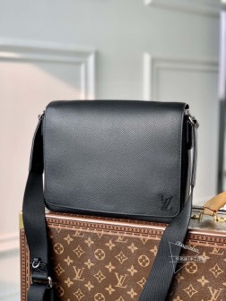 LV M30850 District 小号邮差包 深染 Taga 皮革调节肩带