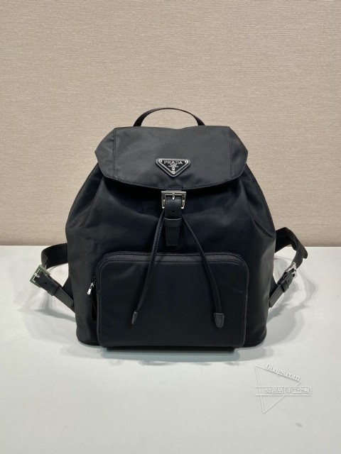 Prada普拉达 1BZ832 中古背包 进口尼龙 小牛皮 轻便实用 代购