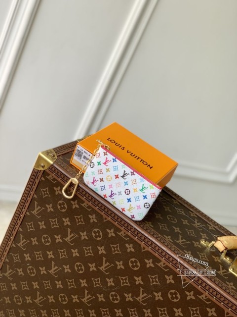 LV M13664 村上系列 再版钥匙袋 涂层帆布 彩虹印花