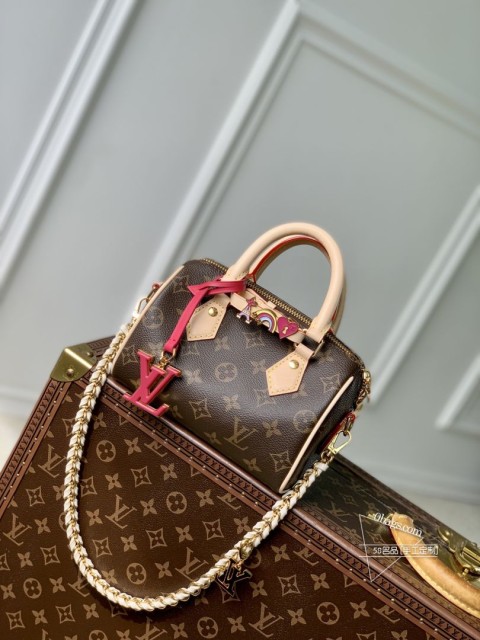 LV M46970 2024中国七夕限量 Speedy 18 手袋，带拆卸皮革肩带