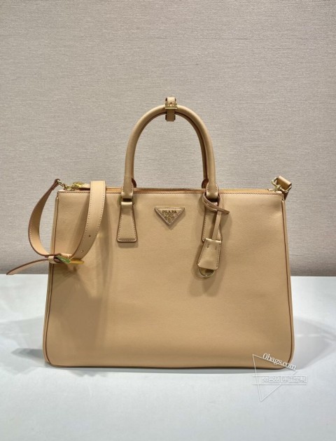 Prada 1BA802 杀手包 特大号 小牛皮/小羊皮 三隔层金属配件 A货
