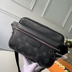 LV M30245 OUTDOOR 腰包限量版 Monogram 帆布与 Taga 皮革
