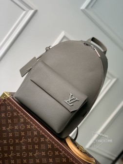 LV M21362 绿色 Aerogram 双肩包 小牛皮 复刻款