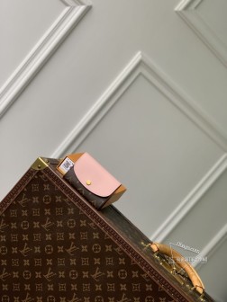 LV M82333 Monogram帆布圆润翻盖皮革修剪Portomone Ro