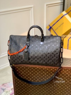 LV M44470 Keepall 全皮压花 黑色 Taurillon 皮革