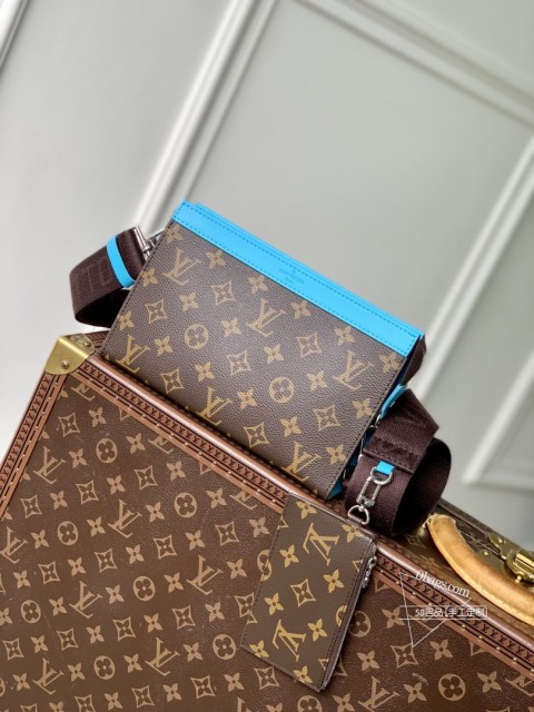 LV M81124 蓝色 Alpha Wearable 钱夹 Monogram Eclipse 帆布皮革