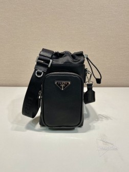 Prada普拉达 2ZH155 新款手机壳包 纳帕牛皮 手机包 高仿