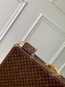 LV M83612 Noa 钥匙包 老花棕色 Monogram帆布制成