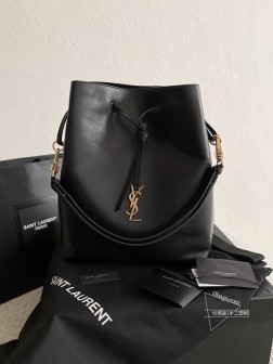 YSL Paris VII 羊皮抽绳水桶包 - 柔软小羊皮