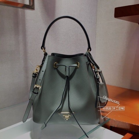 Prada 1BZ032 新款水桶包 粗十字纹牛皮 顶级五金 图片