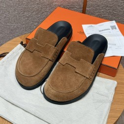 款式Style ：309 Go 穆勒鞋-男款颜色Colour：烟雨褐Brun Fume鞋面材料Upp 258