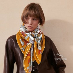 羊绒新款 买了都说好看 推荐 爱马仕双面同色羊绒方巾【珍奇动物双面同色】，顶级工艺超值 爱马仕专柜爆款 立体呈现图案纹路实物档次极高 特殊工艺高端研发惊艳问世 特殊尖端工艺处理 受到白富美的喜欢 无论是品质 款式 价格都令大牌控的她们尖叫 超高性价比 绝对值得入手 尺寸：cmcm，70%羊绒+30%真丝