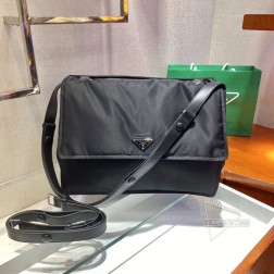 Prada普拉达邮差包 2合1进口尼龙顶级A货 价格