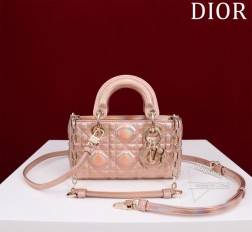 DIOR 超迷你lady d-joy-micro型号0998Size:16.5610cm Internal Composition Leather with Velvet 内里:羊绒+皮