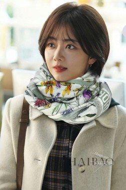 上新 迪奥羊绒长巾【D植物标本长巾】 抢 VIP推荐 下手一定要快【高端 大爱 顶级纯山羊绒 婴儿触感舒服到飞 女人尤物 货极少 四季都可以用 真心美的让人非常非常心动 上身效果简直美翻了 品质非常完美 整个围巾给人大牌气场的同时又非常精致秀丽 绝对值得入手的新款 实物一拿到就会庆幸自己是女人的绝美好货 值得品鉴 完美气质品味Ditails首选 VIP们 上 %顶级纯山羊绒