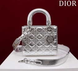 DIOR M77018-Lady戴妃四格 Size 20168cm