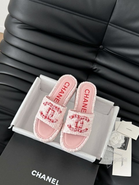 Chanel 25K新款字母拖鞋布鞋面 内里羊皮 原版大底Size35-39 其他码数定做 232