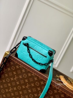 LV M11673 Mini Soft Trunk 手袋,粒面牛皮革 Monogram 压纹,顶级A货