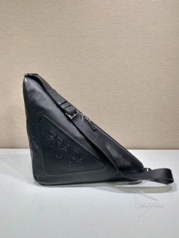 Prada普拉达 2VY007 全皮三角包 多功能斜挎包 价格