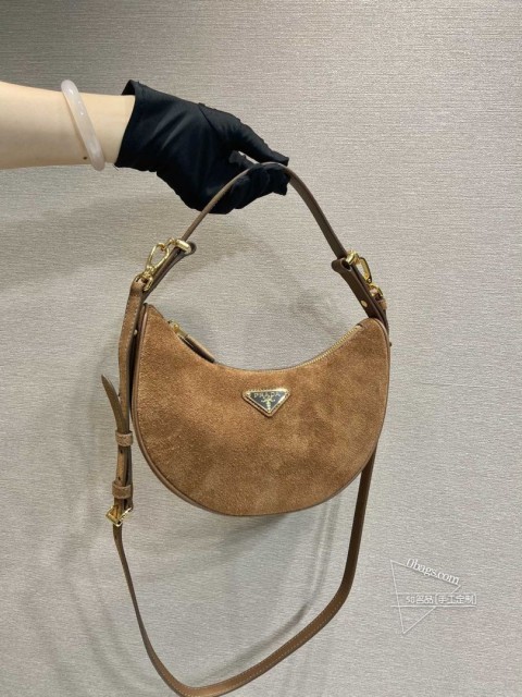 Prada普拉达 Moon手袋 1BC194 绒皮 简约设计 代购