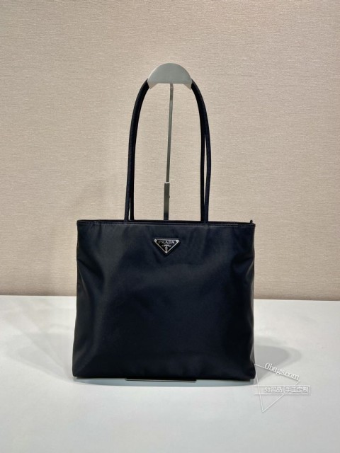 Prada普拉达 1B6245中号复古托特包 进口尼龙面料 价格