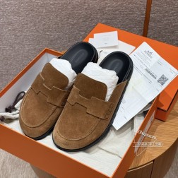 款式Style ：309 Go 穆勒鞋-男款颜色Colour：烟雨褐Brun Fume鞋面材料Upp 260