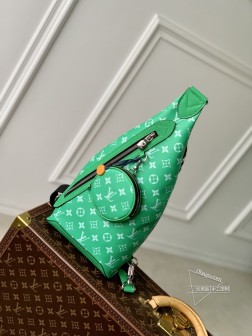 LV M31075 DUO 胸包 男包 单肩包 Monogram 帆布 Taga 牛皮革