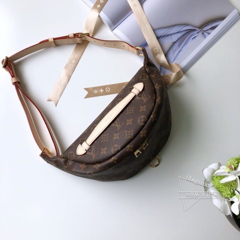 LV BUMBAG 腰包 M43644 Monogram帆布 Louis Vuitton Paris