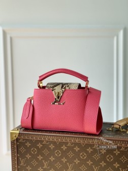 LV N81209 Capucines BB 手袋，玫红色，Taurillon皮革，蛇皮翻盖