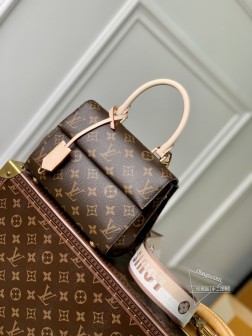 LV CLUNY mini手袋 M46055 纯皮手袋 时尚设计 鲜亮配色