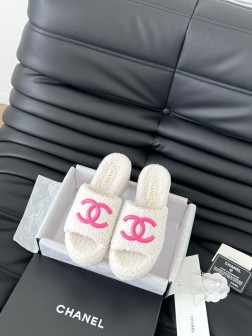 Chanel 24B新款毛毛拖鞋!这款毛拖真的是真太可爱了~柔软蓬松的毛毛,舒服暖脚!增高显腿长!秋 1319