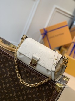 LV M45813 白色 FAVORITE 手袋 柔软粒面皮革 Monogram 图案