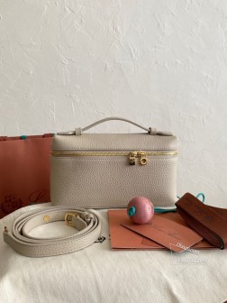 LP Loro Piana L石灰色金扣一比一五金进口皮包