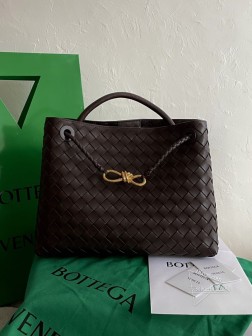 BV andiamo八字扣公文包中号 巧克力色 顶级复刻 old money风