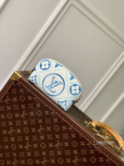 LV M11239 Pochette Cosmétique 小号化妆包 Monogram Tiles 涂层帆布