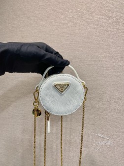 Prada普拉达 1NR023 十字纹牛皮圆形迷你小包 尺寸