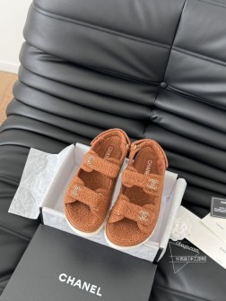 发泡大底版本 Chanel 24新款羊毛魔术贴凉鞋系列秋冬羊毛系列版本高版本 内里全羊毛 Size3 1154