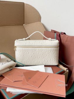 LP Loro Piana L 鸵鸟纹奶油白包，热门浅色系皮纹