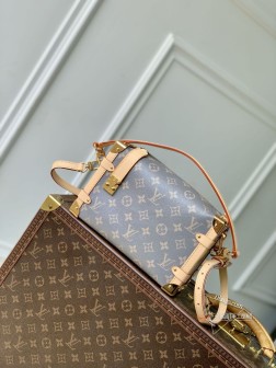LV M12428 中号手袋 Monogram 帆布 复古硬箱设计
