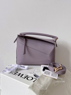 LOEWE新Puzzel Edge平纹紫小号A货手袋