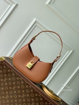 LV M24885 Low Key Shoulder Bag 棕色牛皮手袋 高仿