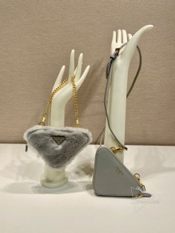 Prada普拉达 1NR015 双子三角包 山羊毛二合一包 一比一