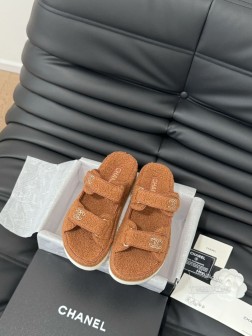 发泡大底版本 Chanel 24新款羊毛魔术贴凉鞋系列秋冬羊毛系列版本高版本 内里全羊毛 Size3 1324