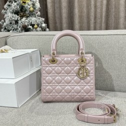 迪奥 现货～闪电粉酷女孩专属时尚精典必入款容量也是妥妥的各种杂物往里面丢就好了 size24cm