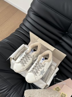 GGDB 小脏鞋新色出货啦!新款来袭 个性涂鸦,好看又百搭,细节拉满~今年最新版面 官网专柜限定款 541